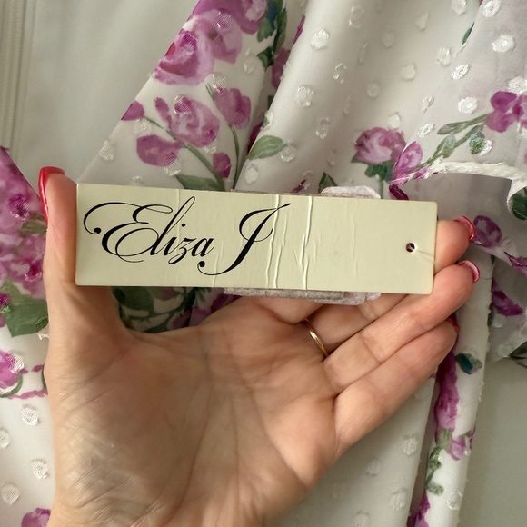 Eliza J NWT Floral Wrap Front Dress - Picture 10 of 15